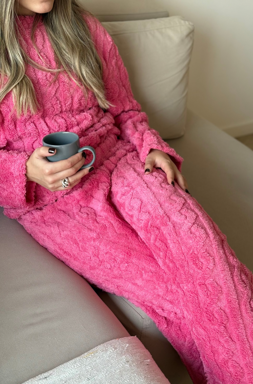 2x1 Pijama Nube + 2 Pares de Calcetines Térmicos de Regalo