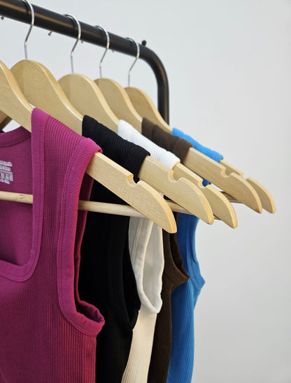 SET DE VERANO | PANTALON LIVIANO PREMIUM + REMERA Y MUSCULOSA DE REGALO